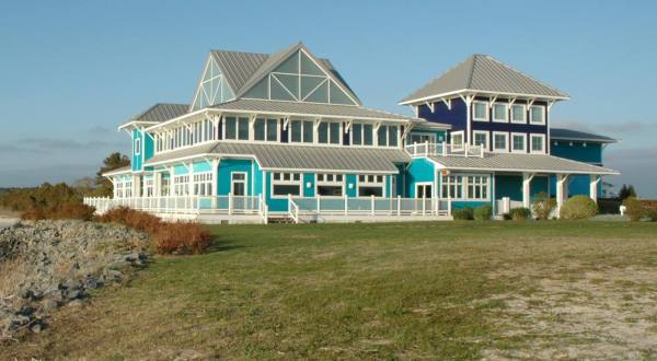 Fresh Oysters And Waterfront Views Await You At The Oyster Farm, A Picturesque Seafood Restaurant In Virginia