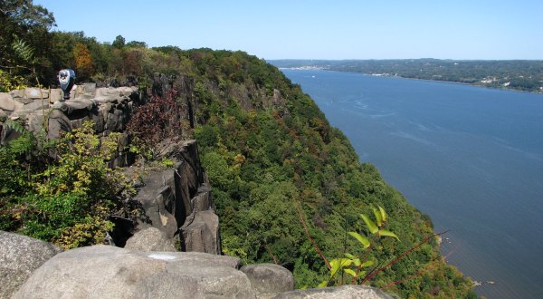 Roll The Windows Down And Take A Drive Down The Palisades Scenic Byway In New Jersey