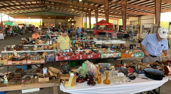 The Biggest And Best Flea Market In Arkansas, Amity Trade Days Is Now Re-Opened