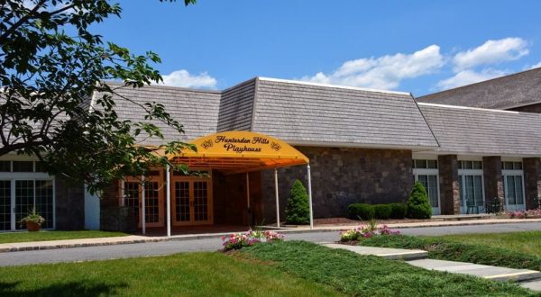 Enjoy Distanced Dining And Live Outdoor Shows At Hunterdon Hills Playhouse In New Jersey