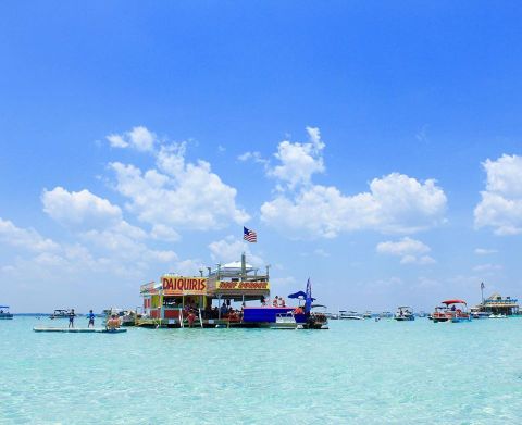 Reef Burger At Crab Island Is A Floating Florida Burger Joint You Have To See To Believe