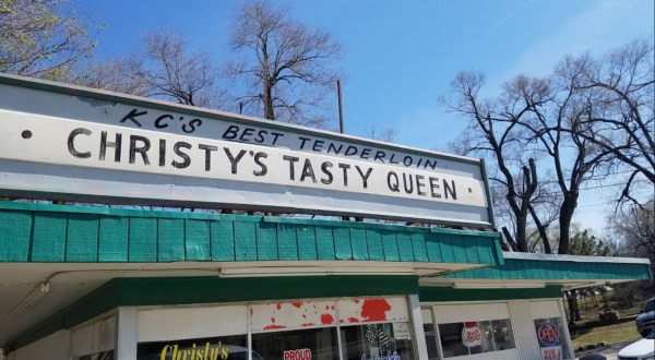 You’ve Got To Try The Amazingly Oversized Tenderloin Sandwich At Christy’s Tasty Queen In Kansas