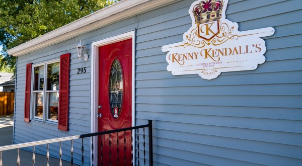 You Can Actually Get An Entire Meal At Kenny Kendall’s Gourmet Popcorn In Indiana