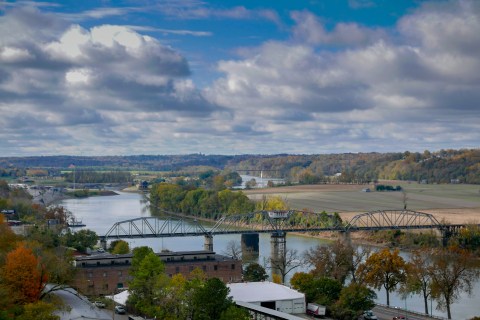 7 Picture-Perfect Ways To Experience Fall In Clarksville, Tennessee
