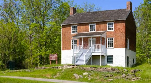 Not Many Know That You Can Stay The Night In Maryland’s Historic C&O Canal Lockhouses