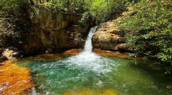 Plan A Visit To Blue Hole Falls, Tennessee’s Beautifully Blue Waterfall