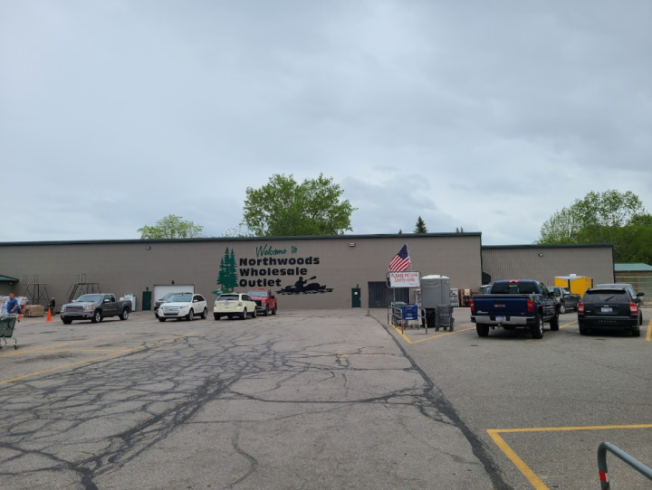 Northwoods Wholesale Outlet In Michigan Has Huge Selection