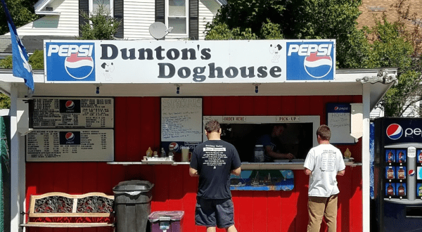 Dig Into Hot Dogs And Seafood At Dunton’s Doghouse, A Roadside Stand In Maine