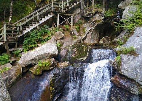 Hike Through The Lost River Gorge And Boulder Caves In New Hampshire For An Incredible Adventure
