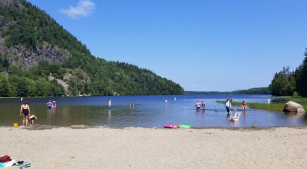 7 Lake Beaches In Maine That’ll Make You Feel Like You’re At The Ocean