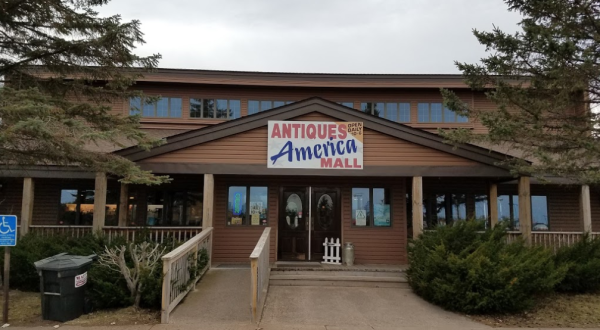 Go Hunting For Treasures At Antiques America, A 10,000 Square Foot Antique Mall In Minnesota