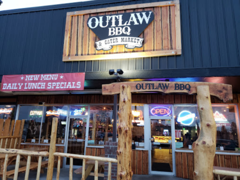 The Texas-Style BBQ At Outlaw BBQ In Washington Is So Delicious, It Feels Illegal