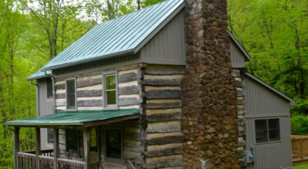 Enjoy A True Mountain Getaway When You Stay In An Authentic Log Cabin Near Crab Tree Falls In Virginia