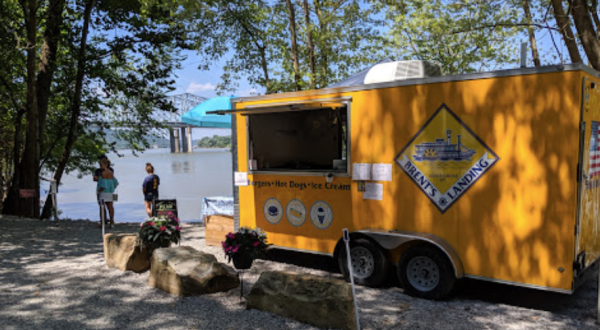 Relax On The River With Burgers, Hot Dogs, And Ice Cream At Brent’s Landing Food Truck, A Kentucky Hidden Gem