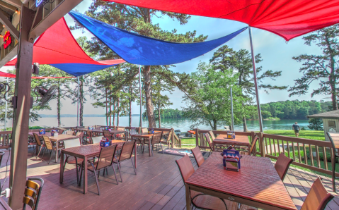 The Lakefront BBQ Haven Pig Tales Is A Must When You Visit Lake Lanier In Georgia