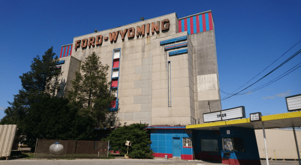 For A Retro Blast From The Past, Check Out The Quirky And Colorful Ford Drive-In Near Detroit