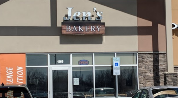 People Can’t Resist The Fresh Bread And Jumbo Cookies At Jen’s Bakery In North Dakota