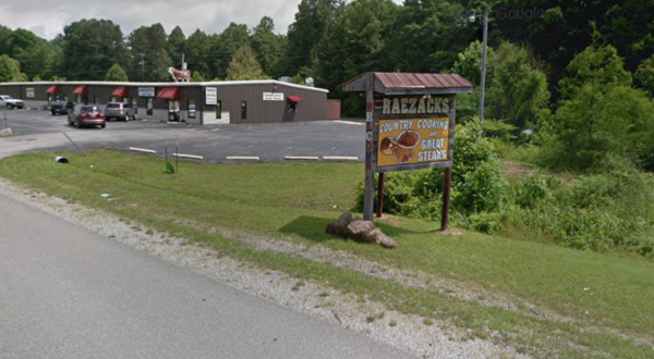 Raezacks Grill And Deli In Rural Tennessee Is Home To Some Truly Amazing Southern Cooking