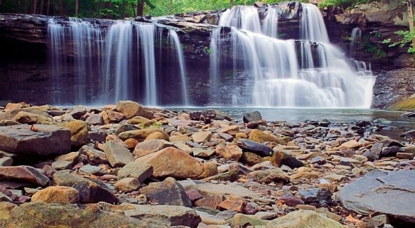 This Easy, Quarter-Mile Trail Leads To Brush Creek Falls, One Of West Virginia’s Most Underrated Waterfalls