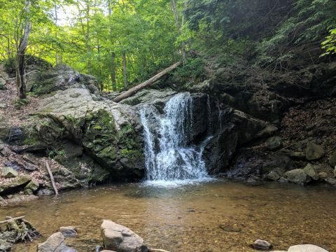 This Easy, Quarter-Mile Trail Leads To Cascade Falls, One Of Maryland's Most Underrated Waterfalls