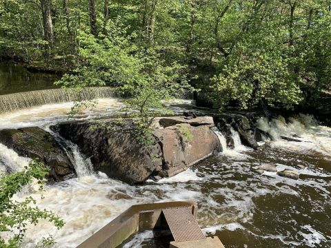 This Easy Trail Leads To Hunt's Mill, One Of Rhode Island's Most Underrated Waterfalls
