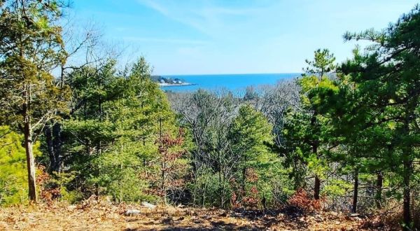 For A Short And Sweet Scenic Trail With Massachusetts Water Views, Coolidge Reservation Trail Is Perfect For You