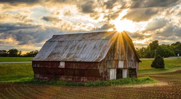 16 Spectacular Shots That Prove Kentucky Is The Best Place To Watch The Sun Go Down