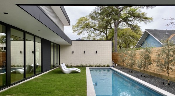 You Can Rent A Private Swimming Pool To Beat The Heat This Summer In Texas