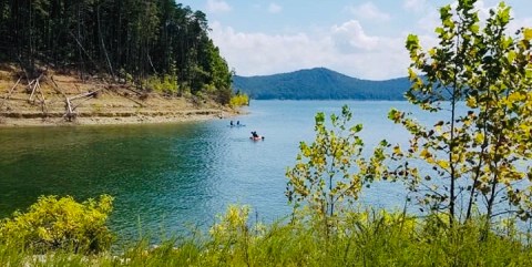Rent A Kayak For The Day And Float On The Most Beautiful Mountain Lake In Kentucky