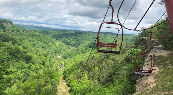 The Scenic Skylift In Kentucky That Takes You To One Of Our State’s Natural Wonders
