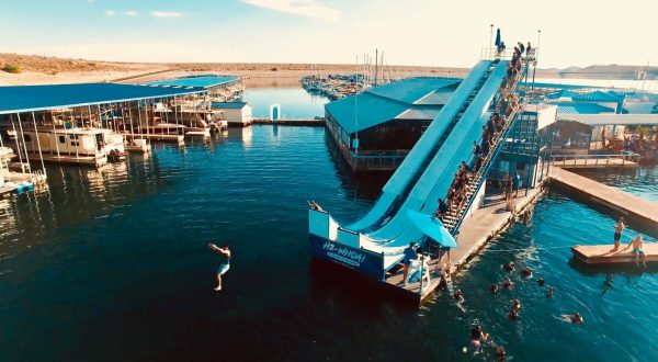 H2-WHOA Lake Pleasant Is A Floating Waterpark In Arizona That’s Fun For The Whole Family