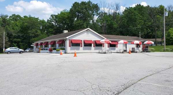 Bonnie’s At The Red Bird Is A Homey Restaurant In Maryland That Serves Delicious, Old-Fashioned Meals