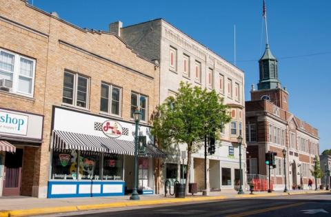 Turn Back The Clock By Visiting Wisconsin's Scoop Deville, A 1950s Themed Ice Cream Parlor 