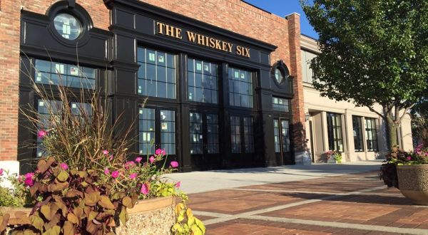 Choose From More Than 200 Whiskey Varieties At The Whiskey Six In Michigan