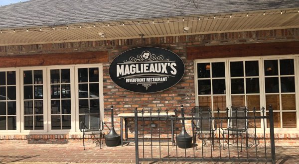 Dockside Dining Never Looked As Good As Maglieaux’s In Louisiana