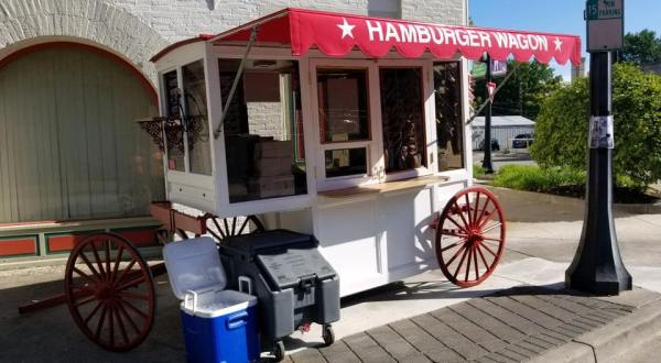 Sink Your Teeth Into Juicy Goodness At The Iconic Burger Stand In Ohio, Hamburger Wagon