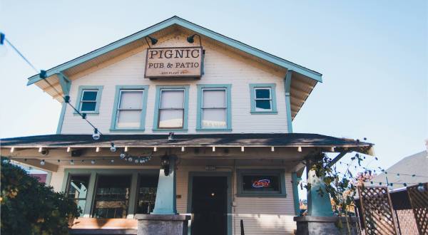 Pignic Pub & Patio Is One Of The Most Unique Spots To Dine In The Silver State