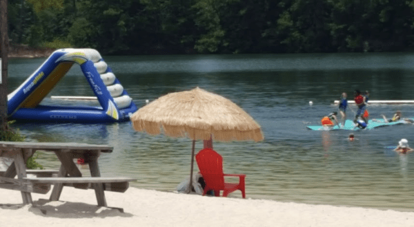 White Sands Lake Is A Floating Waterpark In Louisiana That’s Fun For The Whole Family