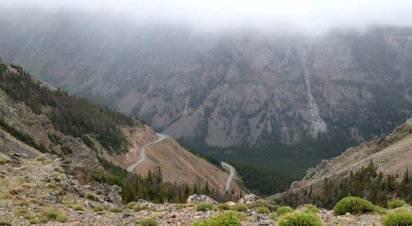 The Beartooth Highway Is 68 Miles Of White Knuckle Driving In Wyoming That’s Not For The Faint Of Heart