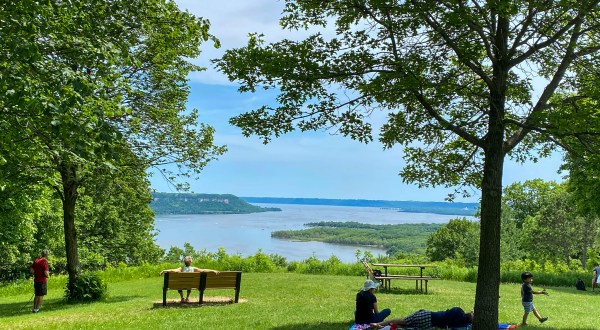 The Most Picnic Perfect Spot In Minnesota Can Be Found At Frontenac State Park