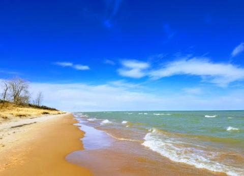 7 Pristine Hidden Beaches Throughout Wisconsin You've Got To Visit This Summer