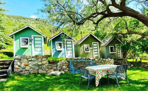 Stay In This Cozy Little Riverside Cabin In Idaho For Less Than $70 Per Night