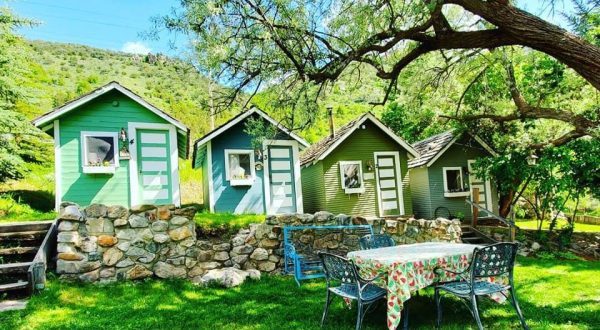 Stay In This Cozy Little Riverside Cabin In Idaho For Less Than $70 Per Night