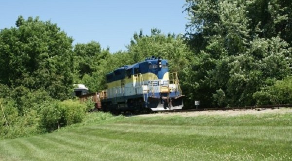 Go For A Socially Distant Ride Through Missouri’s Olde Towne Belton With Belton Grandview & Kansas City Railroad