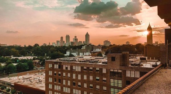 Ponce City Market In Georgia Is Showing Classic Movies Under The Stars This Summer