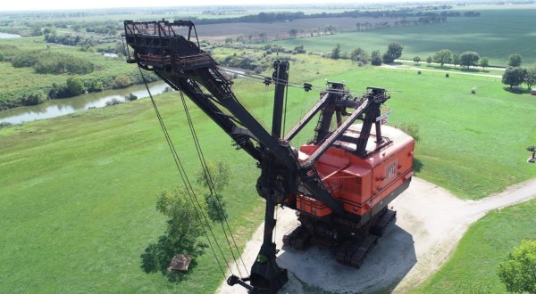 Meet Big Brutus, The Giant Electric Shovel In Kansas You’ll Have To See To Believe
