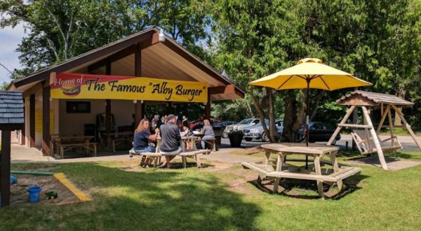 Fly On Over To Wisconsin’s Albatross Drive-In For Great Grub And An Atmosphere To Match  