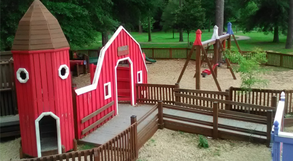 With A Creek, Bridge Trail, And Adorable Playground, Holmes Water Park In Mississippi Has Something For Everyone      