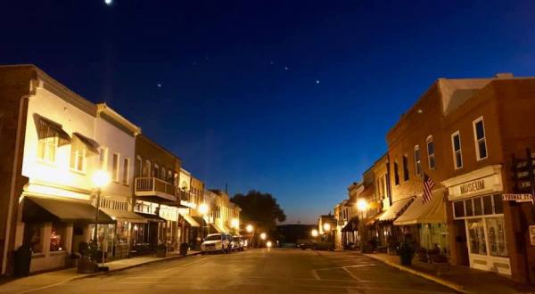 Named The Most Beautiful Small Town In Missouri, Take A Closer Look At Weston