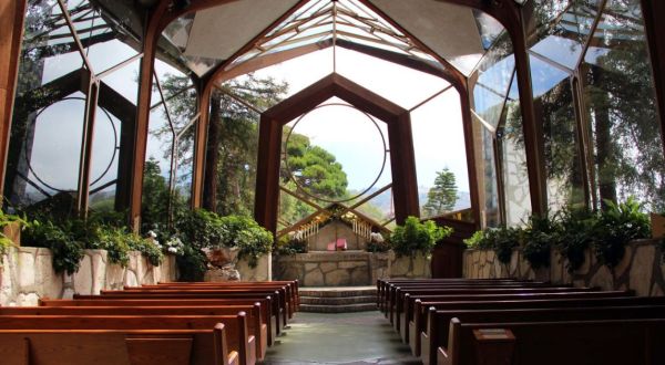 There’s No Chapel In The World Like The Glass Church In Southern California